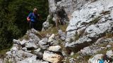 Omini di pietra che indicano il sentiero Vallone del Macellaro